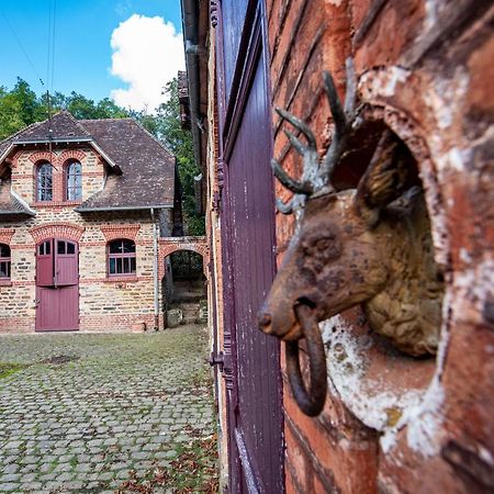 Gite Les Ecuries Du Manoir De Benedicte Cahan エクステリア 写真